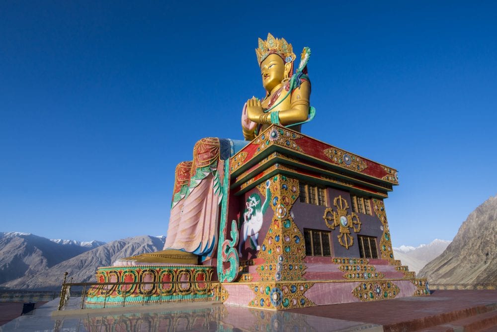 Die große Maitreya Buddha Statue im Diskit Gompa
