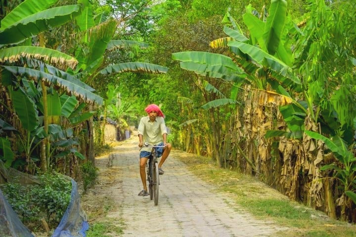 Erleben Sie die ländliche Seite der Sundarbans im Dorf der Ureinwohner (Adivasi)