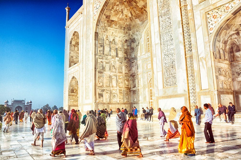 Die unfassbare Schönheit und perfekte Symmetrie des Taj Mahal in Agra sind wahrlich überwältigend