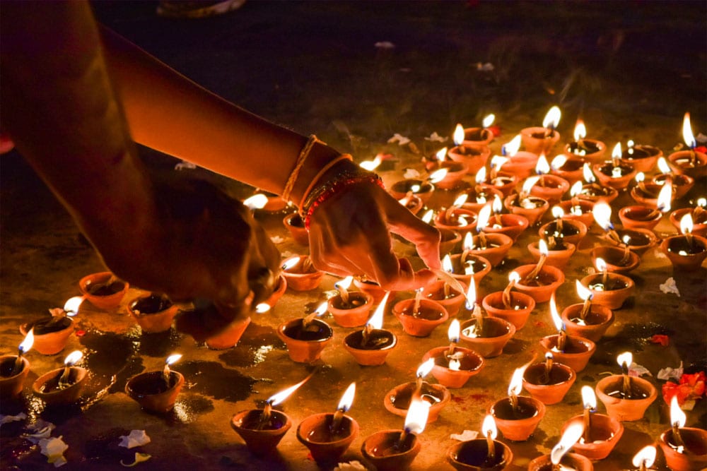 Lassen Sie sich von der Magie des Lichterfestes auf einer Indien Reise bezaubern