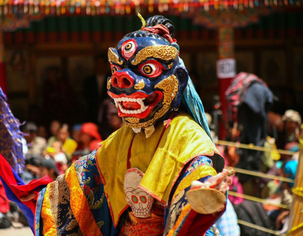 Sehen Sie während dem Klosterfest von Hemis faszinierende Maskentänze in Ladakh
