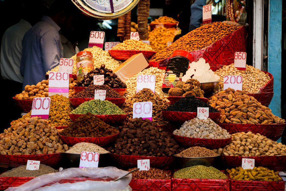 Trockenfrüchte auf dem Chandni Chowk Markt in Alt-Delhi